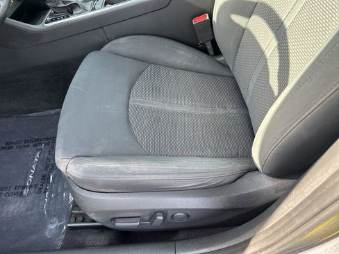 Used 2019 Hyundai Sonata SEL w/ Winter Weather Package image 17