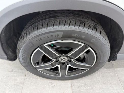New 2026 Mercedes-Benz GLC 300 4MATIC image 3