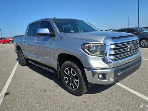 Used 2019 Toyota Tundra Limited w/ Limited Premium Package AWD/4WD image 2