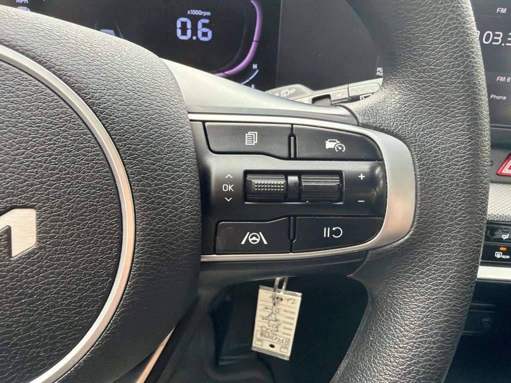 Used 2023 Kia Sportage LX FWD image 32