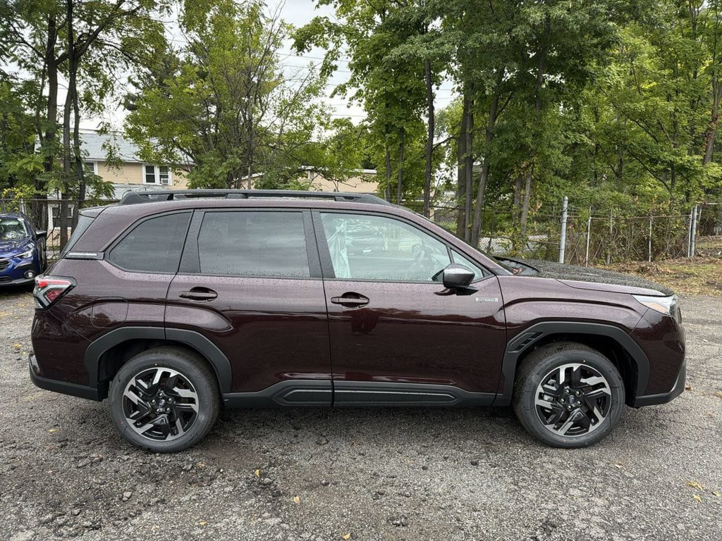 New 2026 Subaru Forester Touring AWD/4WD image 9