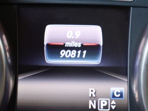 Used 2017 Mercedes-Benz GLE 350 4MATIC image 28