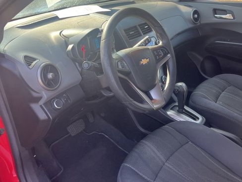 Used 2015 Chevrolet Sonic LT image 21