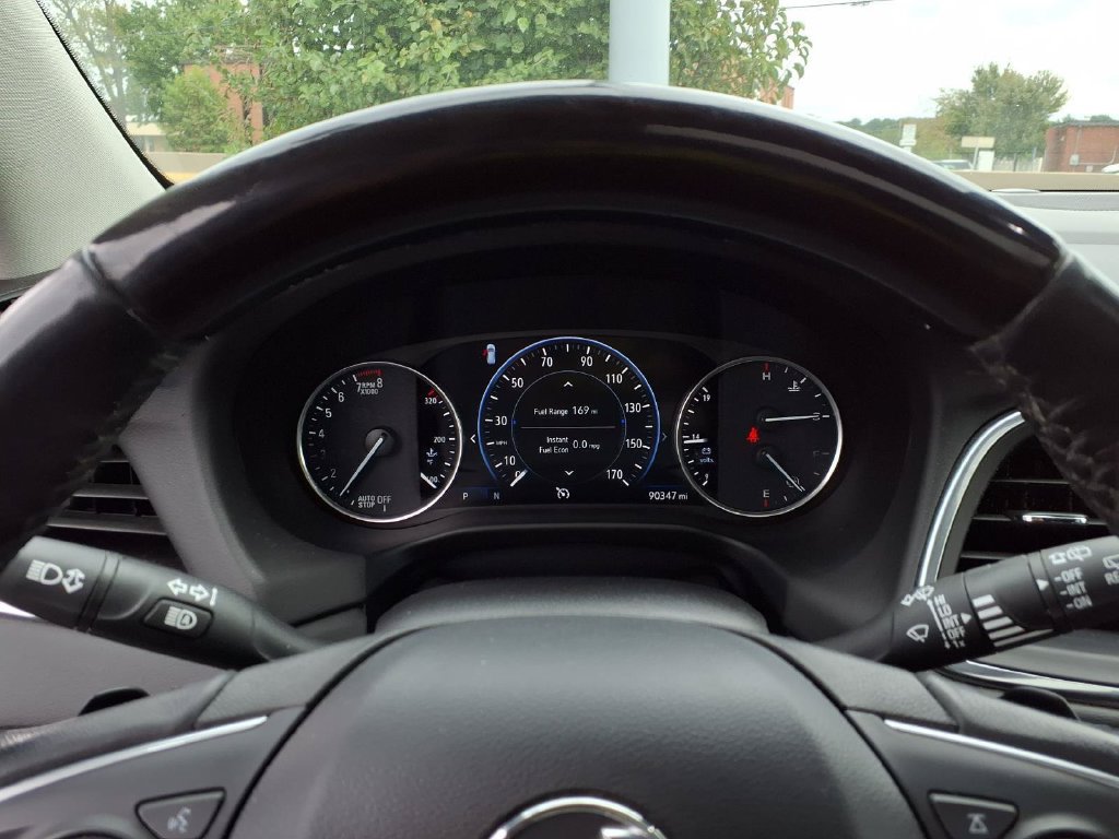 Used 2020 Buick Enclave Avenir w/ Avenir Technology Package FWD image 9