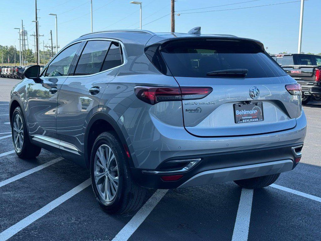 Used 2023 Buick Envision Preferred FWD image 8