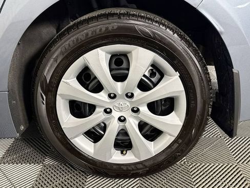 Used 2024 Toyota Corolla LE FWD image 38