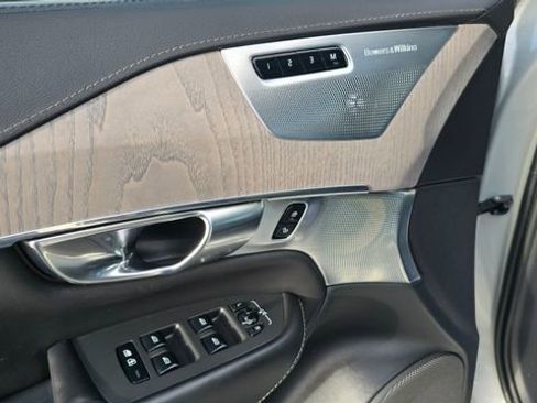 Used 2020 Volvo XC90 T8 Inscription w/ Protection Package Premier image 19