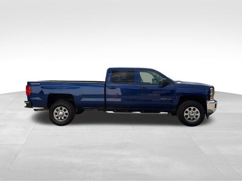 Used 2015 Chevrolet Silverado 2500 LT w/ LT Convenience Package AWD/4WD image 2