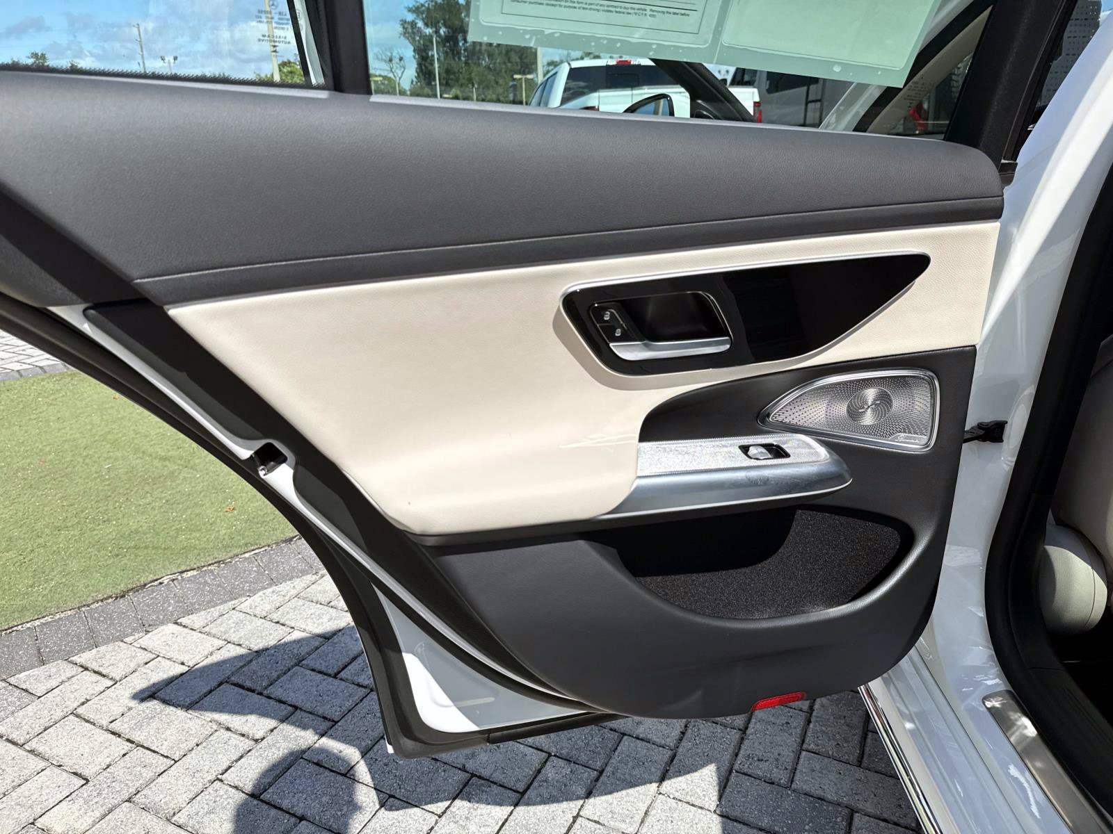 Certified 2024 Mercedes-Benz E 350 4MATIC Sedan image 11