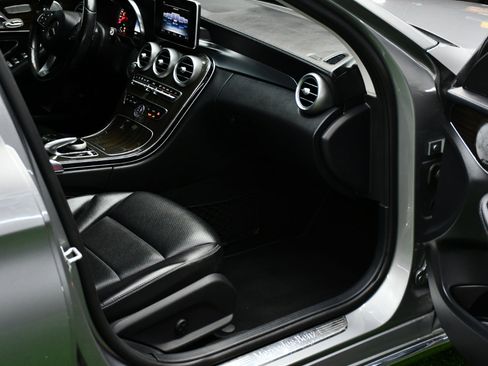 Used 2015 Mercedes-Benz C 300 Sedan w/ Premium 1 Package image 37