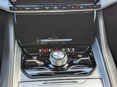 New 2026 Jeep Grand Wagoneer Limited AWD/4WD image 21