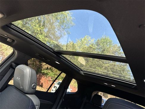 New 2026 Buick Enclave Sport Touring w/ Power Package image 22