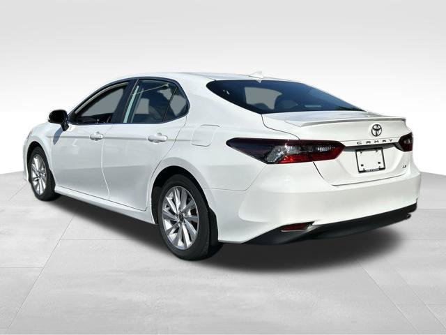 Used 2024 Toyota Camry LE w/ Convenience Package FWD image 3