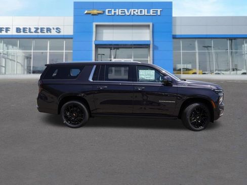 New 2026 Chevrolet Suburban High Country AWD/4WD image 2