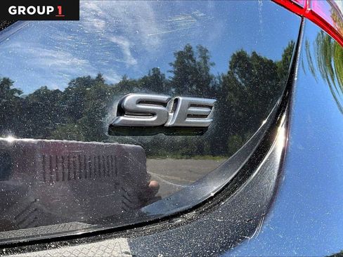 Used 2023 Toyota Camry SE w/ Blackout Package (TMS) FWD image 10