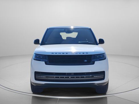 New 2026 Land Rover Range Rover Long Wheelbase SE AWD/4WD image 6