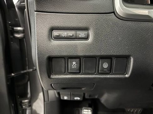 Used 2023 Nissan Murano SV FWD image 23
