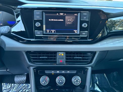 Used 2024 Volkswagen Taos S image 17