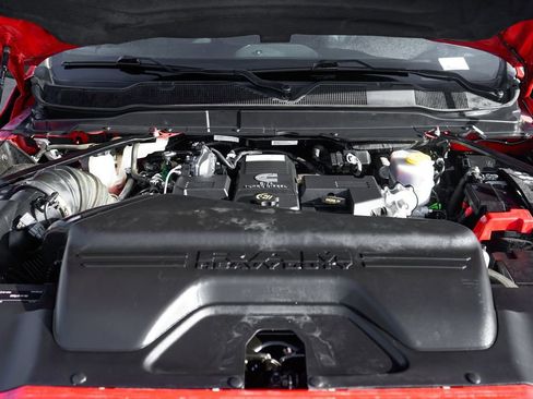 Used 2024 RAM 2500 Big Horn w/ Night Edition image 11