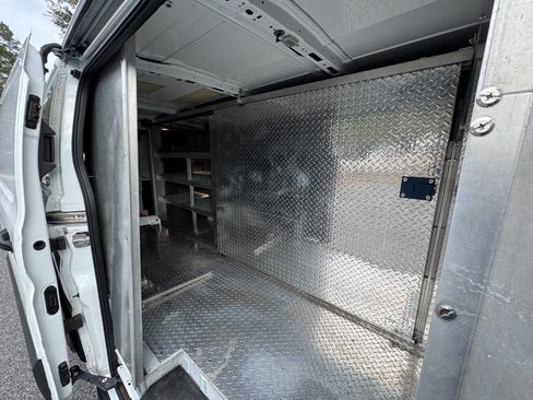 Used 2016 Ford Transit 250 148 Low Roof image 17