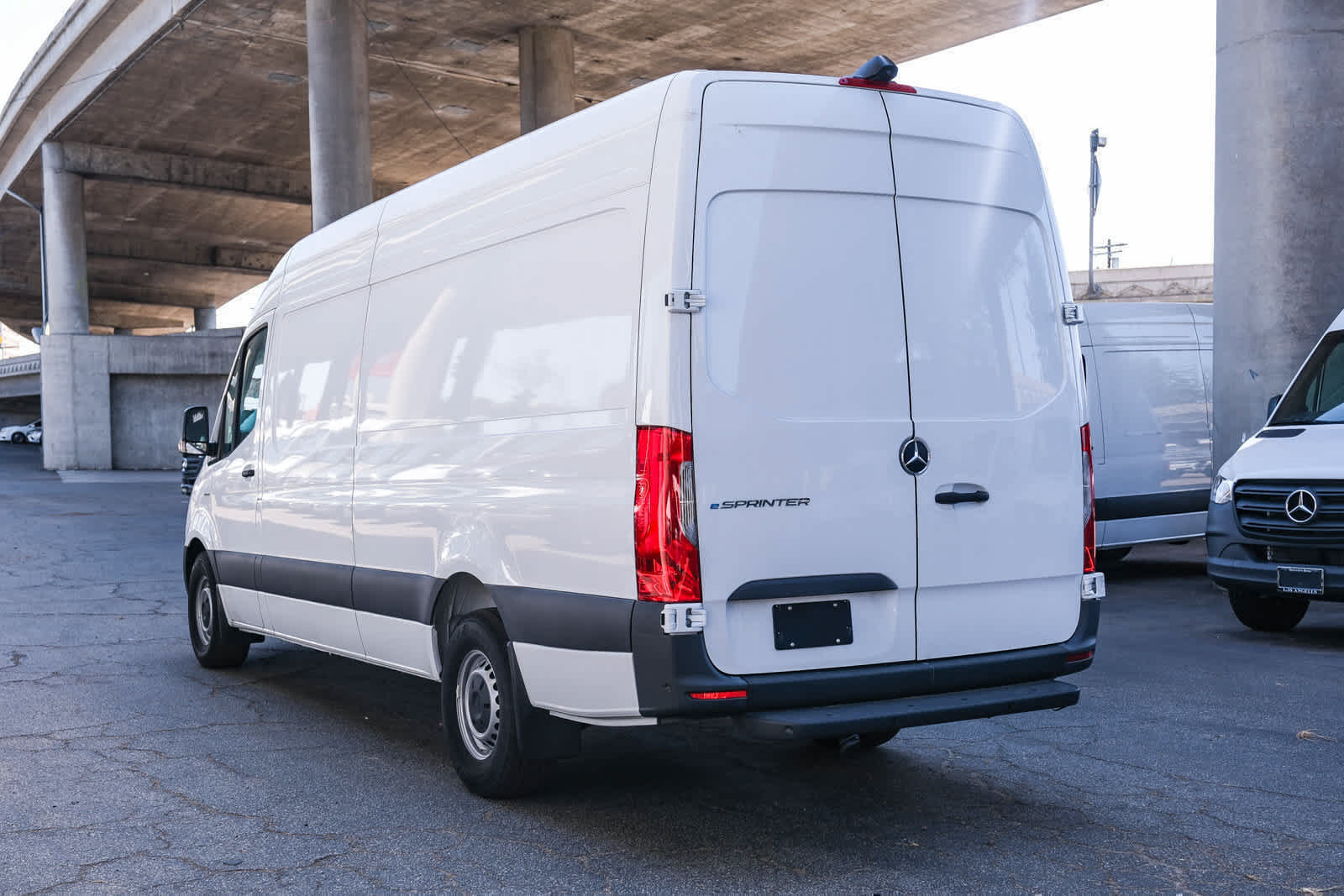New 2025 Mercedes-Benz eSprinter 170 Cargo image 6