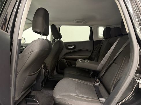 Used 2018 Jeep Compass Sport w/ Cold Weather Group image 14