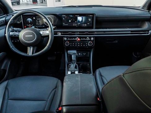 Certified 2025 Hyundai Santa Cruz Limited image 22