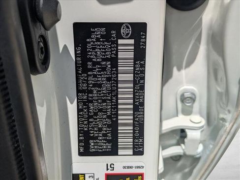 Used 2020 Toyota Camry LE FWD image 22