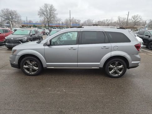Used 2015 Dodge Journey Crossroad w/ Flexible Seating Group image 10