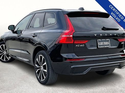 Certified 2023 Volvo XC60 B5 Ultimate w/ Protection Package Premier image 16