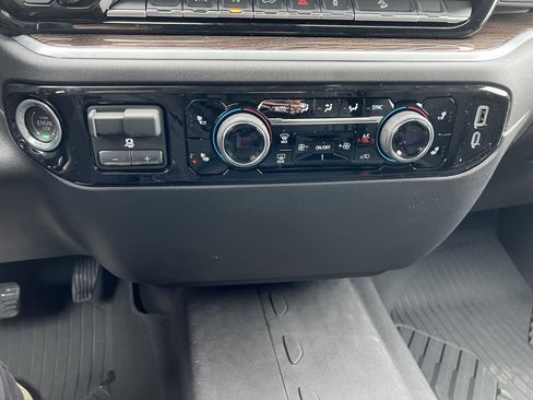 New 2026 Chevrolet Silverado 1500 LT w/ All Star Edition Plus image 8