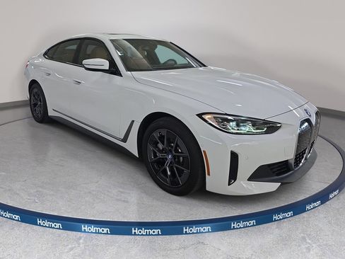 Used 2023 BMW i4 eDrive35 w/ Premium Package RWD image 4