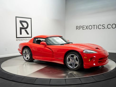 Used 2002 Dodge Viper RT/10 image 8