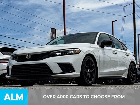 Used 2023 Honda Civic Sport image 2
