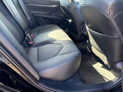 Used 2022 Toyota Camry XSE image 12