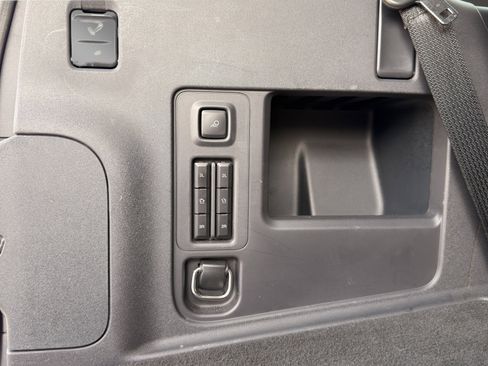 Used 2025 Ford Expedition Platinum AWD/4WD image 36