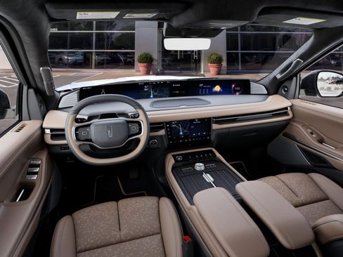 New 2027 Lincoln Navigator Black Label AWD/4WD image 9
