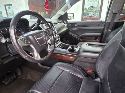 Used 2016 GMC Yukon XL SLT image 17