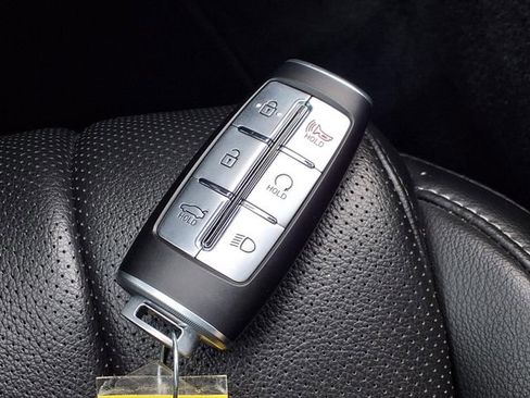 Used 2023 Genesis G80 2.5T image 16