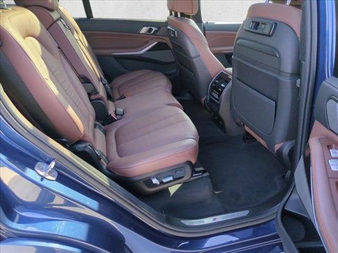 Used 2019 BMW X7 xDrive40i w/ Premium Package AWD/4WD image 23