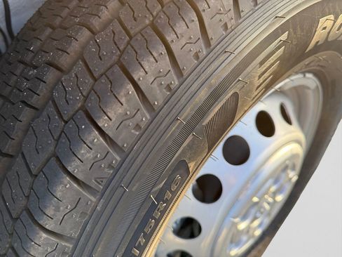 New 2026 RAM ProMaster 3500 w/ Premium Convenience Group image 19