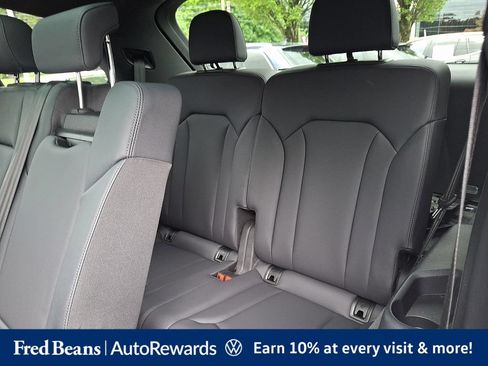 Used 2023 Audi Q7 3.0T Premium Plus w/ Premium Plus Package AWD/4WD image 16