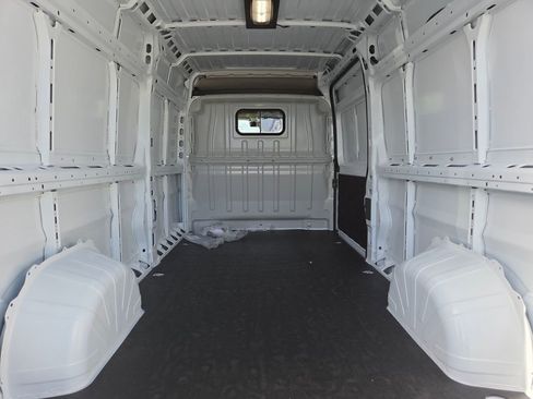 New 2026 RAM ProMaster 2500 w/ Convenience Group FWD image 10