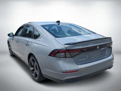 Used 2023 Honda Accord Sport image 5