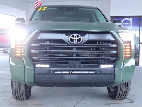 Used 2022 Toyota Tundra SR5 w/ SR5 Premium Package RWD image 11