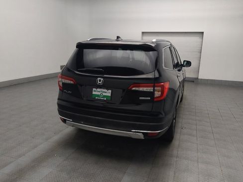 Used 2019 Honda Pilot Touring image 7