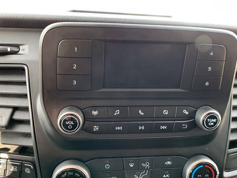 Used 2023 Ford Transit 350 XL image 12