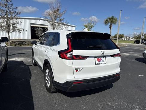 Used 2023 Honda CR-V EX-L image 6