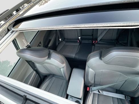 Used 2025 Subaru Crosstrek 2.5i Limited w/ Crosstrek Mirror Package image 30