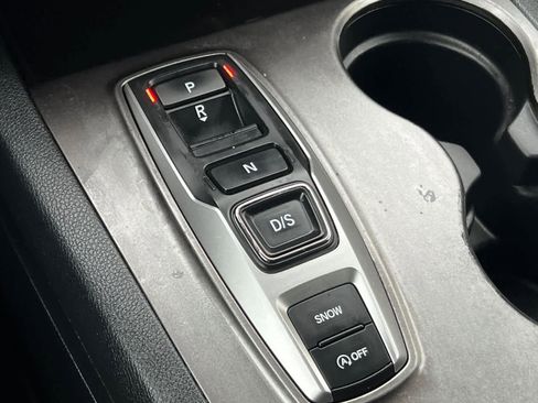 Used 2022 Honda Pilot Sport image 24